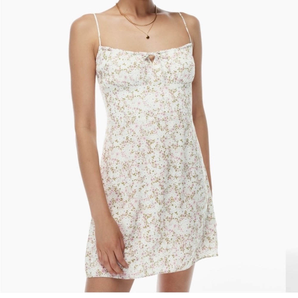 Wilfred Aritzia dress